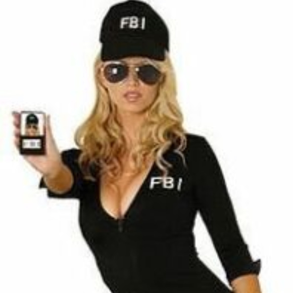 FBI Agent 7 Pc Costume! - Picture 1 of 4